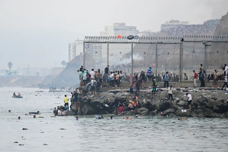 Berenang Ke Ceuta
